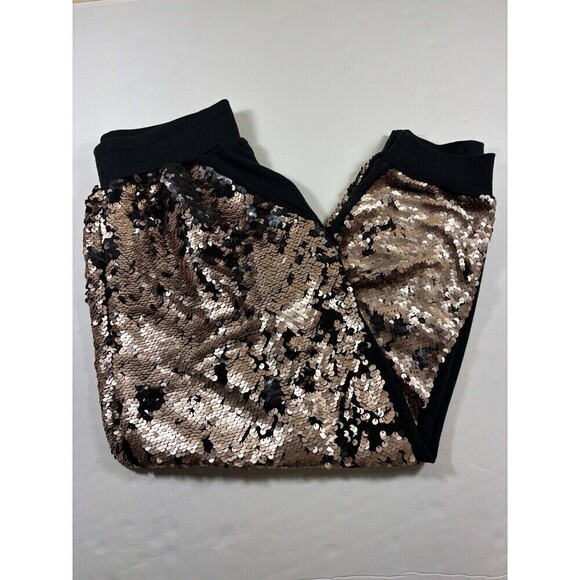 NWT Zumba Glitz + Glam Capri Sweatpants Black Bronze Gold Metallic Spicy Small - Picture 5 of 16